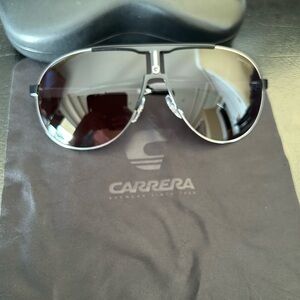 Carrera Black and Gold Logo Detail New .. Full Inclusion